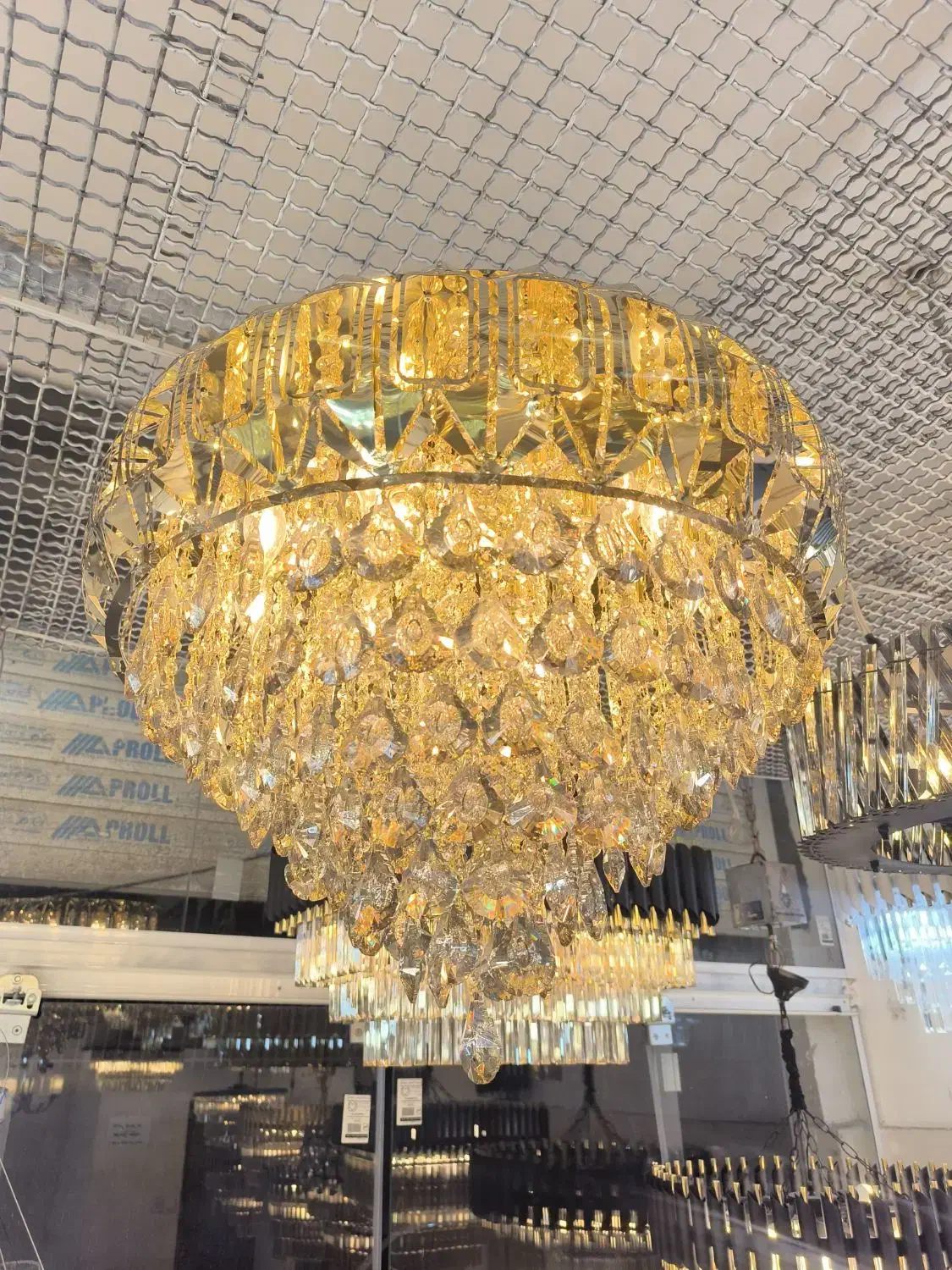 لوستر ملانی الماسی|لوستر و چراغ آویز|مشهد, خواجه ربیع|دیوار