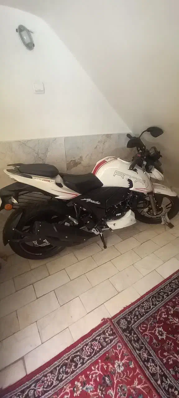 آپاچی ۲۰۰ نیوفیس|موتورسیکلت|تهران, شهرک ولیعصر جنوبی|دیوار