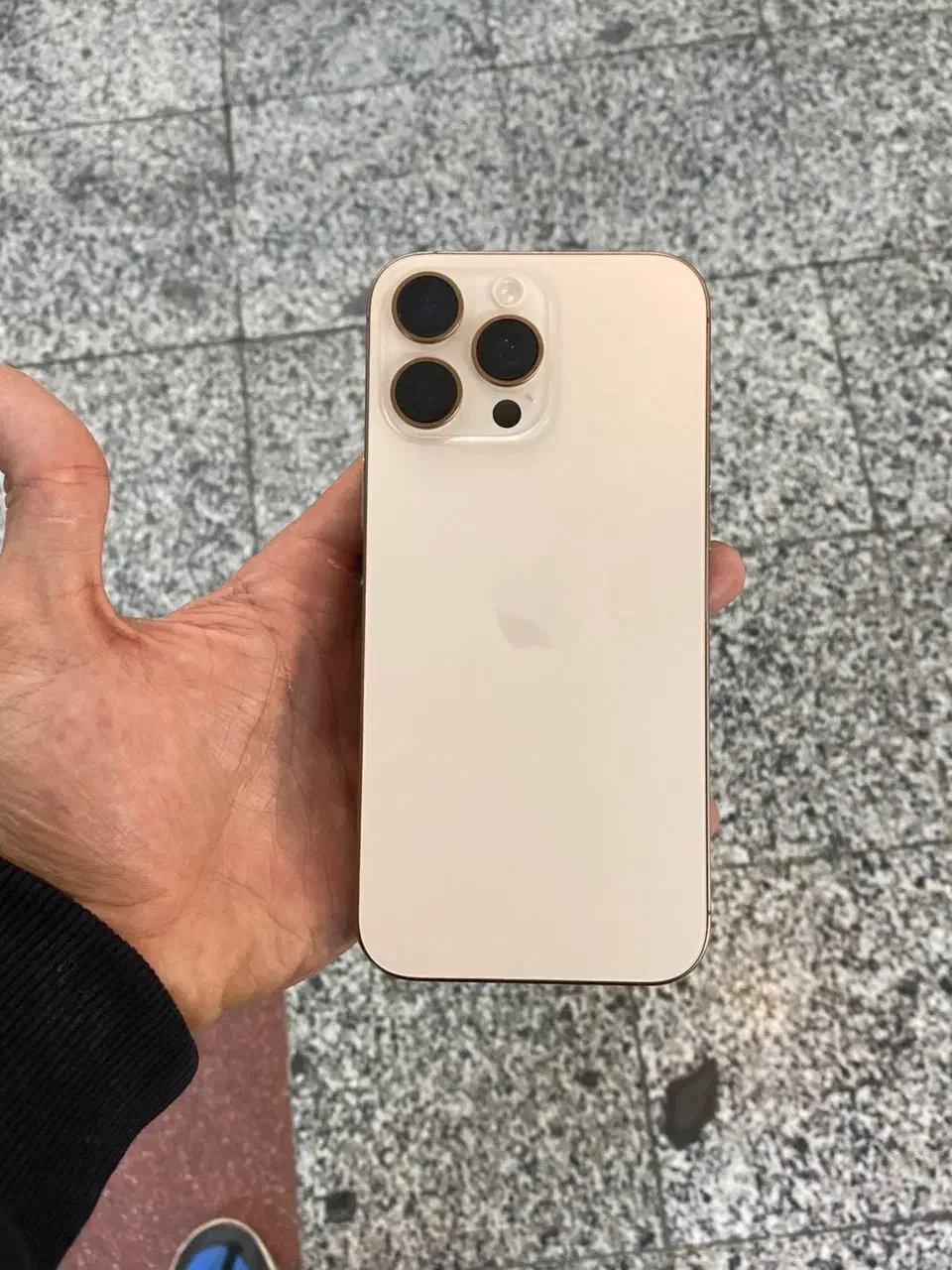 apple iphon 16 pro maxاپل ایفون|موبایل|تهران, سردارجنگل|دیوار
