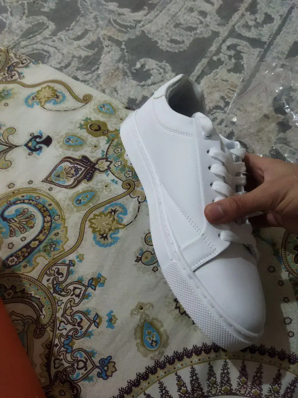 کفش مدل مینیمال|کیف، کفش، کمربند|اهواز, کمپلو جنوبی|دیوار