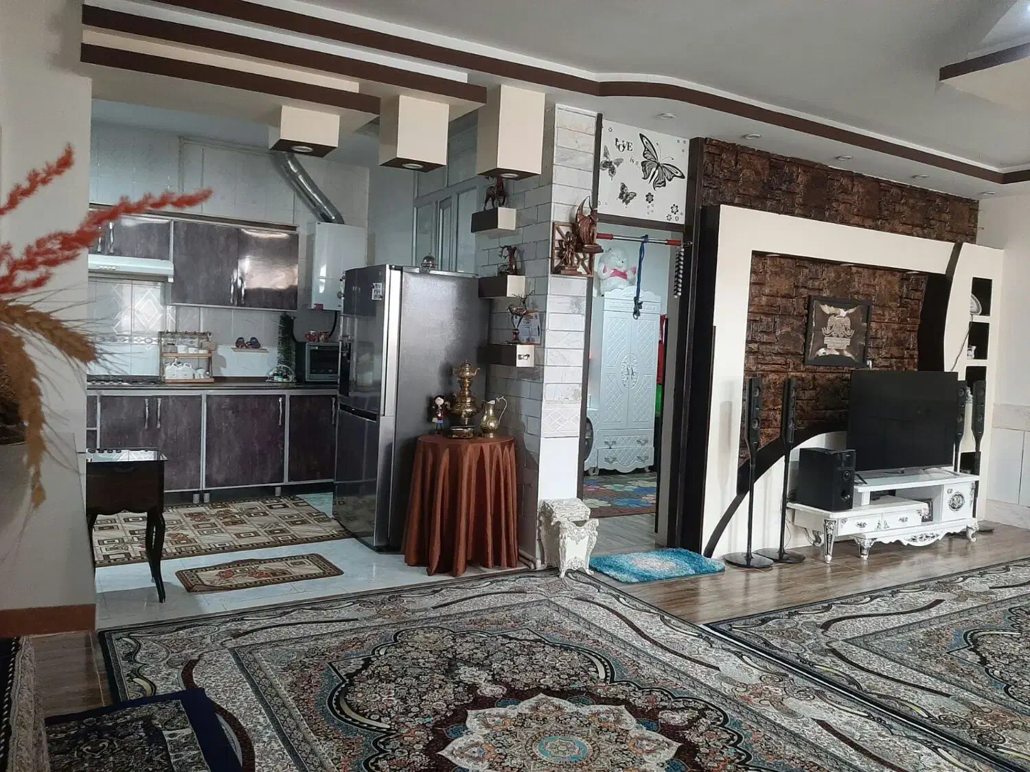 فروش منزل مسکونی در فریدن شهر داران|فروش خانه و ویلا|داران, |دیوار