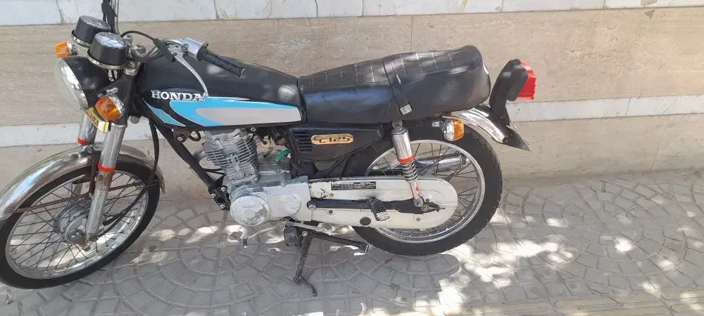 موتور هندا ۸۳|موتورسیکلت|یزد, |دیوار