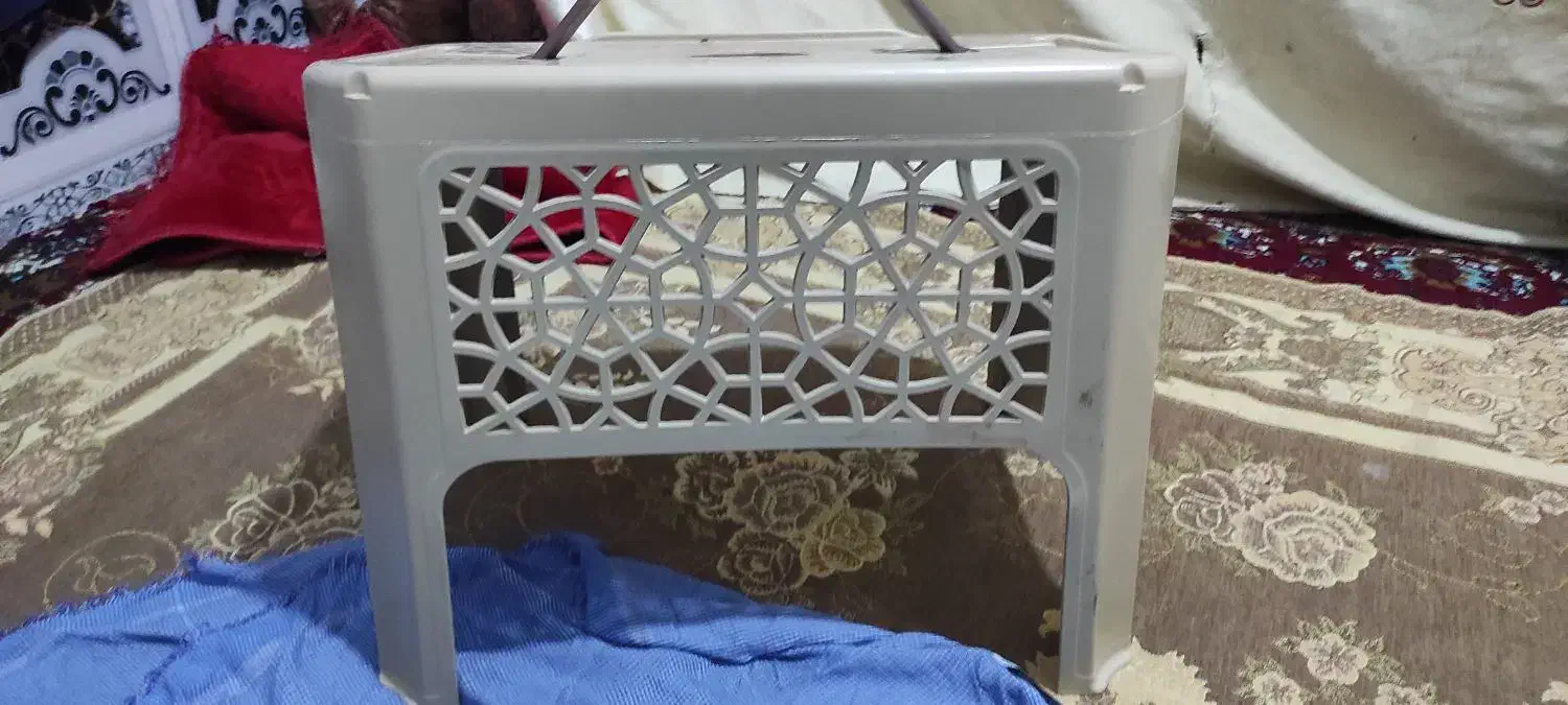 میز برای قرآن یا مطالعه|میز تحریر و کامپیوتر|خاش, |دیوار