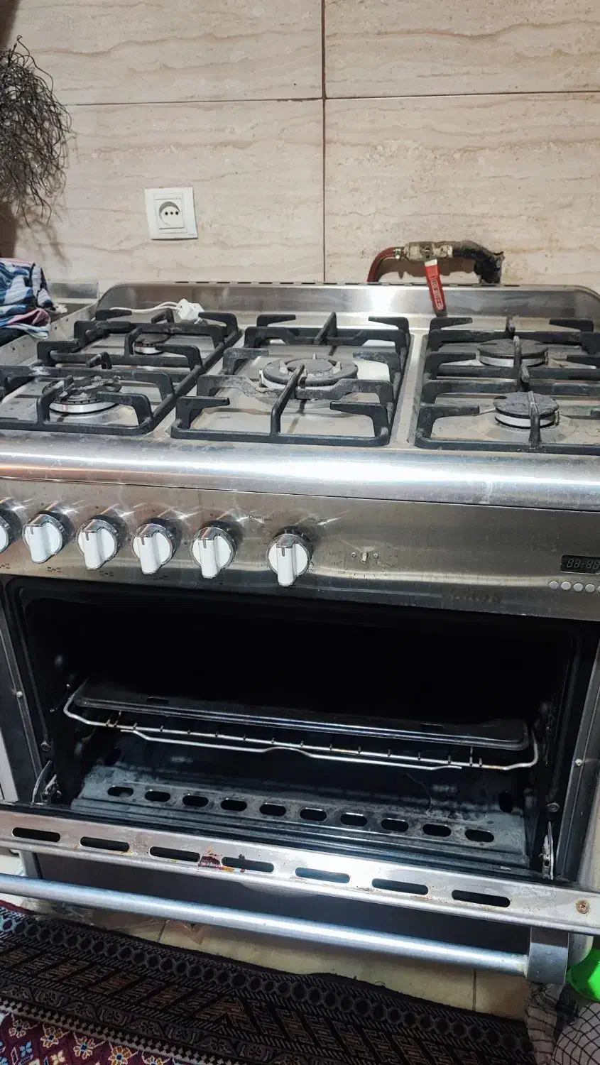 اجاق گاز فردار زانوس|اجاق گاز و لوازم برقی پختوپز|تهران, گلستان (شهرک راه آهن)|دیوار