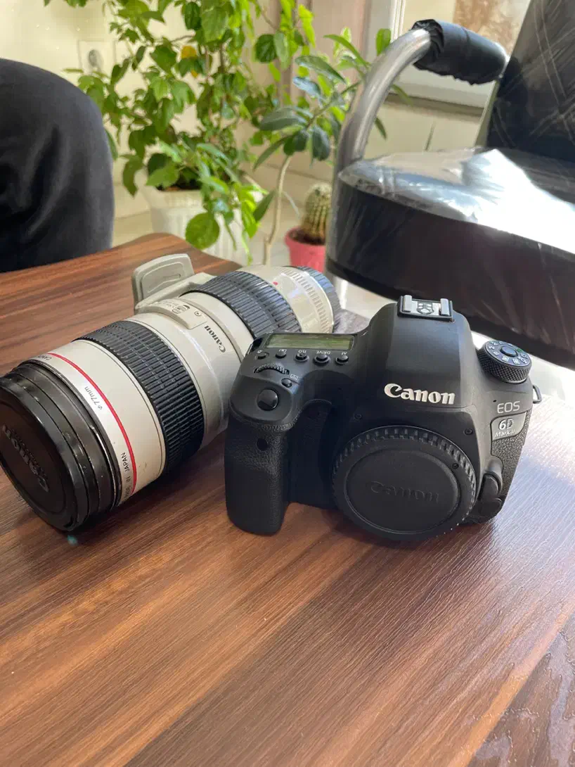 دوربین حرفه ای canon 6D mark 2 با لنز 70.200|دوربین عکاسی و فیلم‌برداری|ارومیه, |دیوار