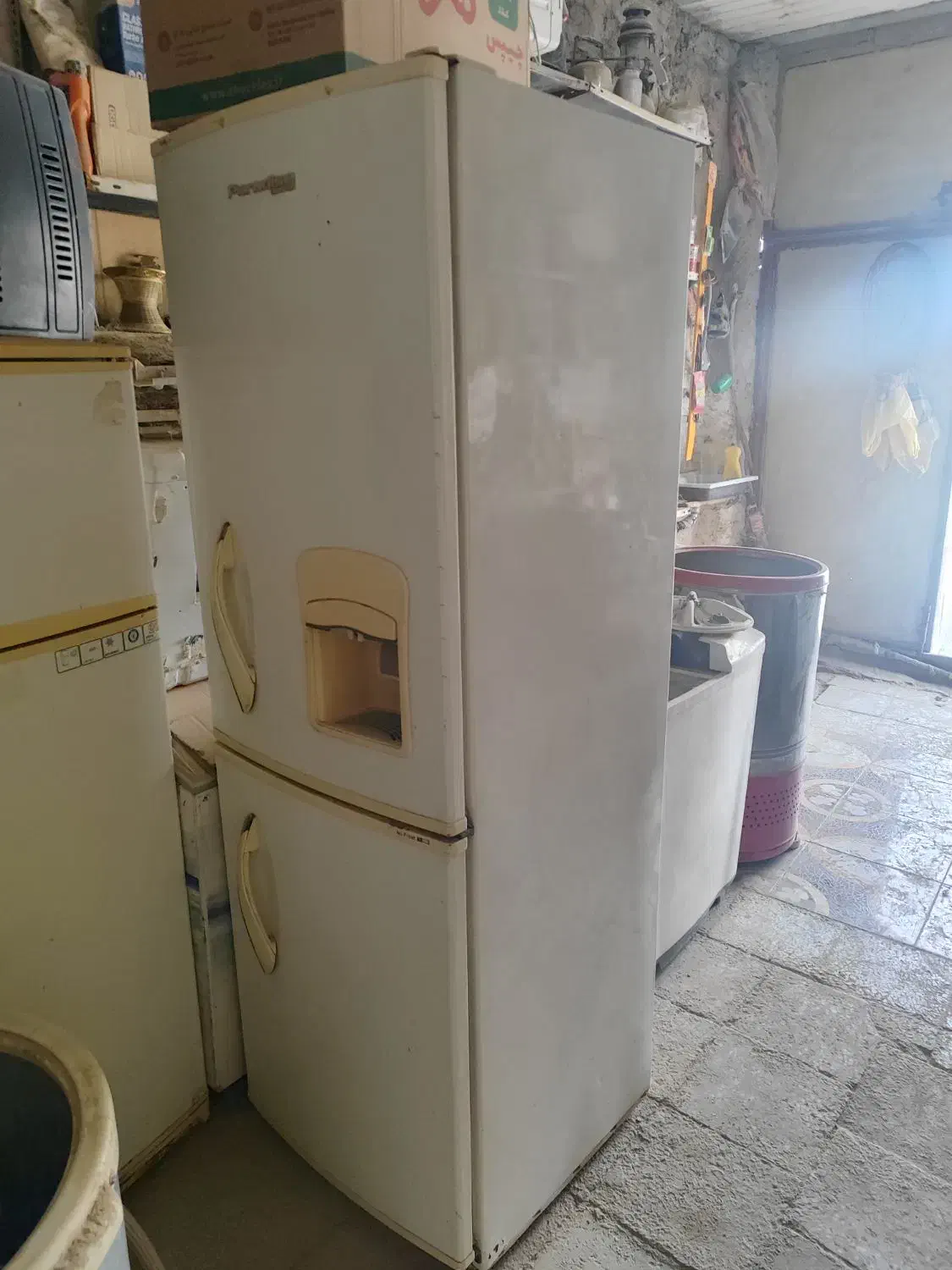 تعمیر یخچال خانگی و مغازه|خدمات پیشه و مهارت|هیرمند, |دیوار