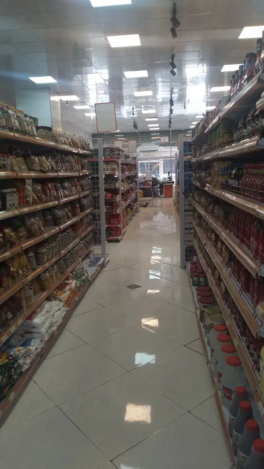 تجاری ۳۵۰متر تهاتر با زمین آپارتمان|فروش مغازه و غرفه|رباط‌کریم, رباط‌کریم|دیوار