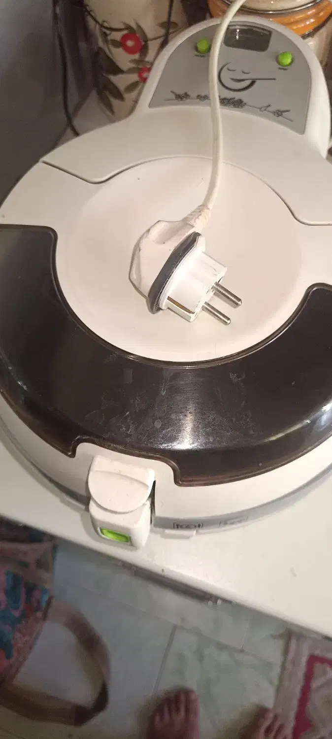 سرخ کن تفال|اجاق گاز و لوازم برقی پخت‌وپز|کرج, حصارک بالا|دیوار