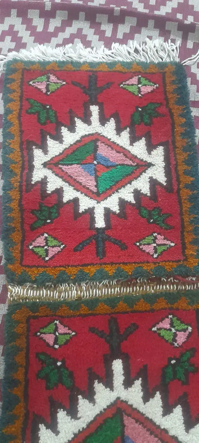 فرش دستباف|فرش|گلستان (تهران), |دیوار