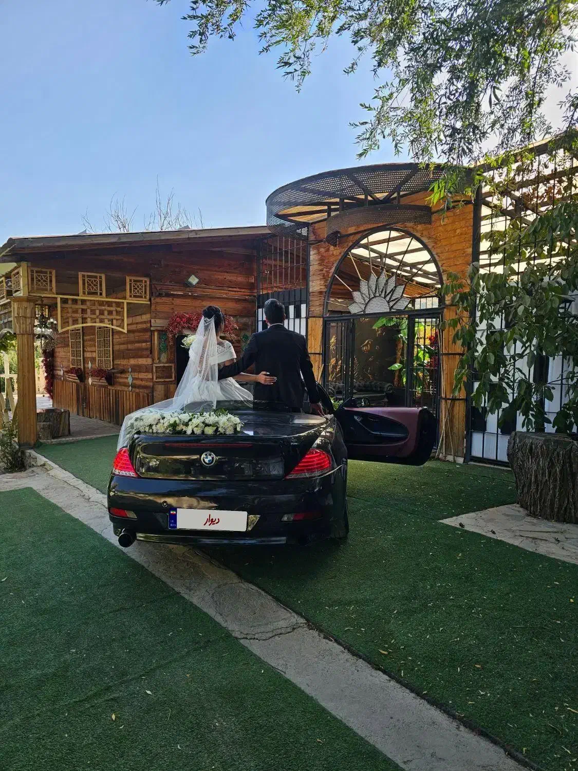 اجاره بی ام و ۶۳۰ کروک|خودرو اجاره‌ای|اصفهان, نقش جهان|دیوار