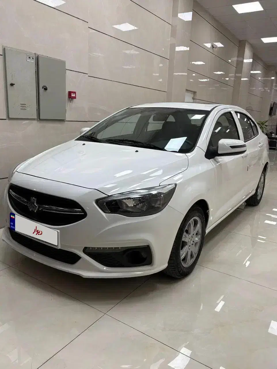 شاهین سانروف|خودرو سواری و وانت|کاشان, درب جوشقان|دیوار