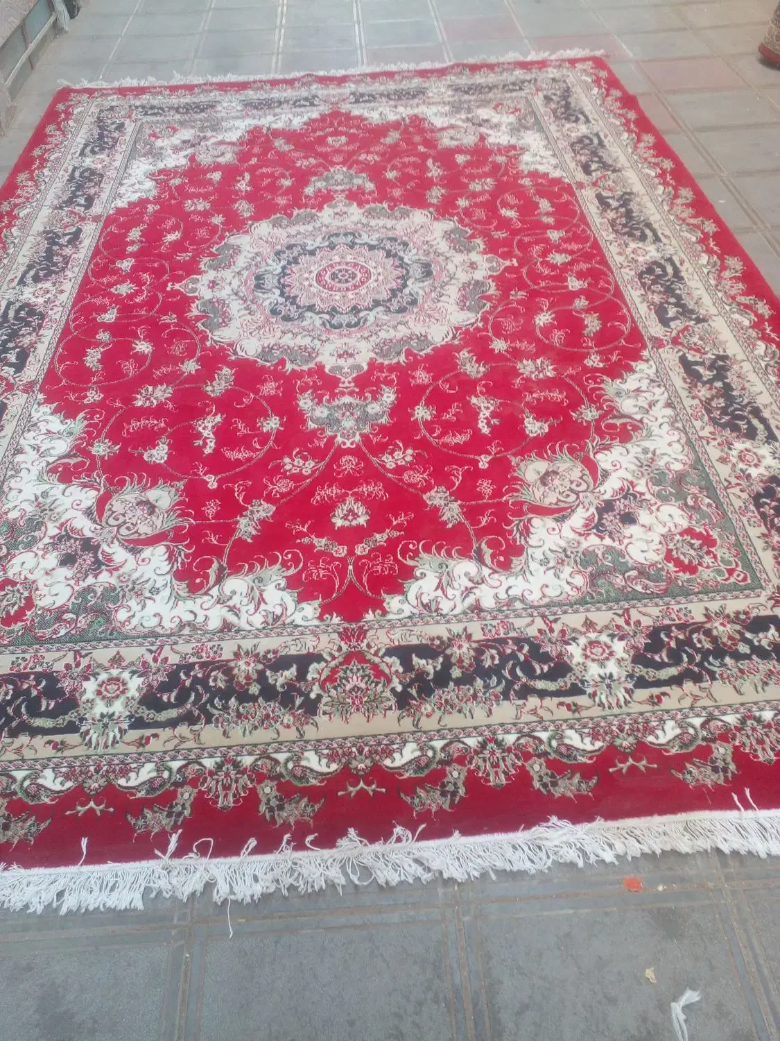 یه ۹ متری  یه کناره ۱در ۴|فرش|سبزوار, مدرس|دیوار