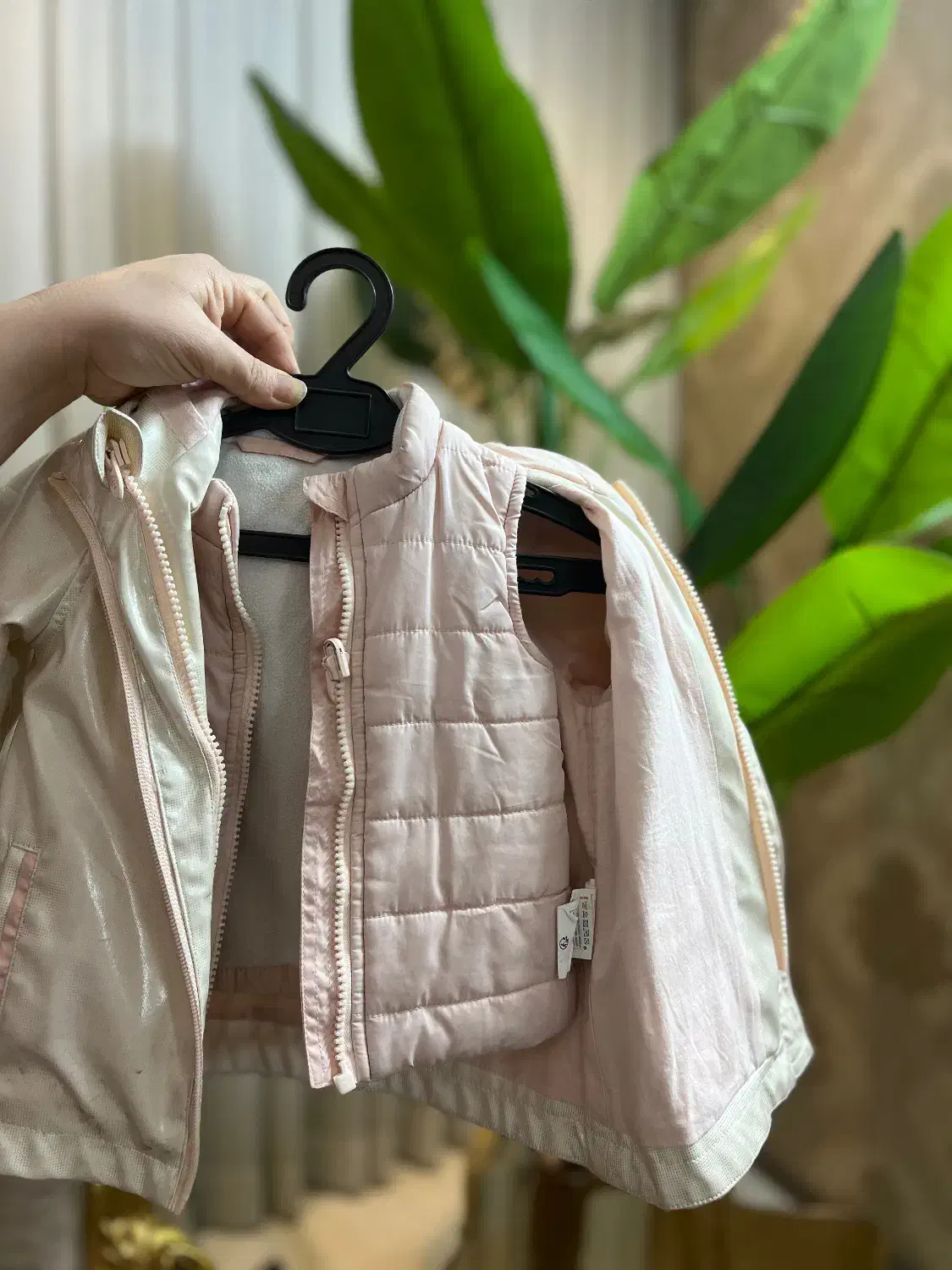 کاپشن|کفش و لباس بچه|مشهد, خاتم الانبیا|دیوار