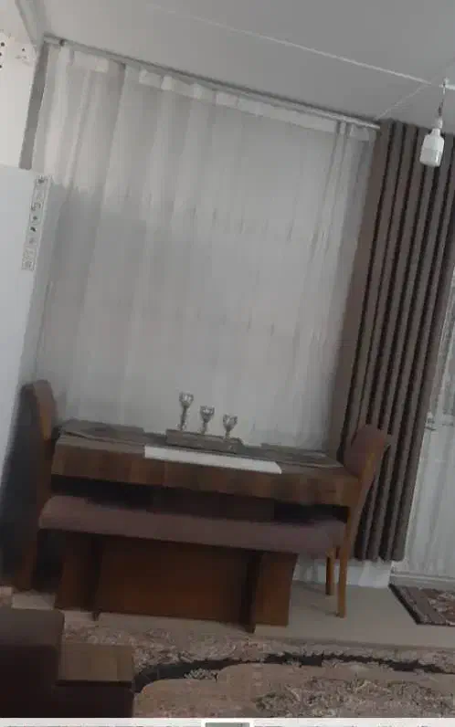 مبلمان ال ۷ نفره و میز ناهار خوری ۶ نفره|میز و صندلی غذاخوری|منجیل, |دیوار