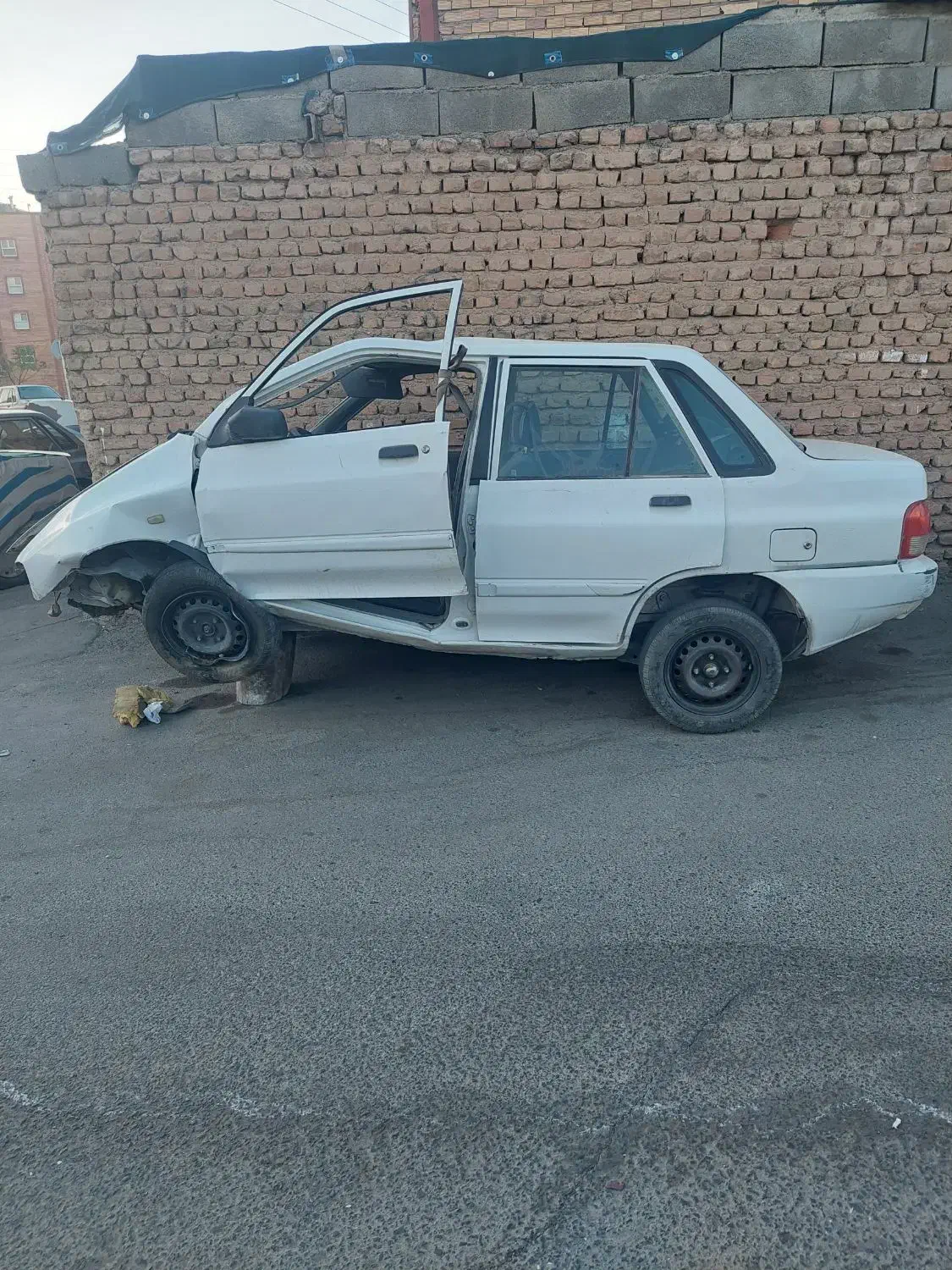 فروش پراید تصادفی|خودرو سواری و وانت|بیرجند, |دیوار