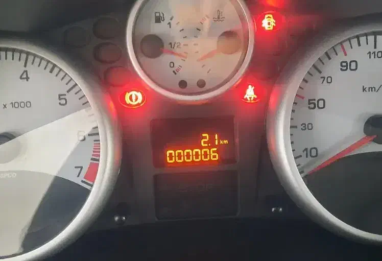 پژو 207i پانوراما ارتقا دنده‌ای خشک|خودرو سواری و وانت|تبریز, |دیوار