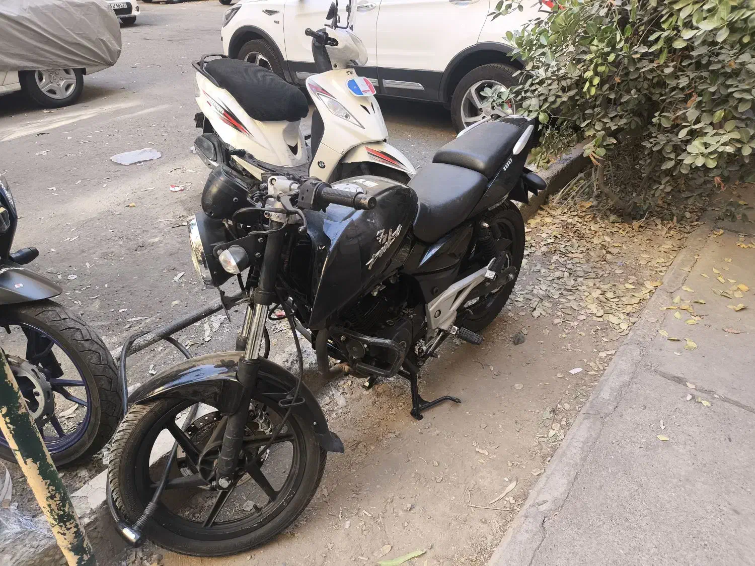 ۱۸۰ پالس ug4 ns آپاچی|موتورسیکلت|تهران, بروجردی|دیوار