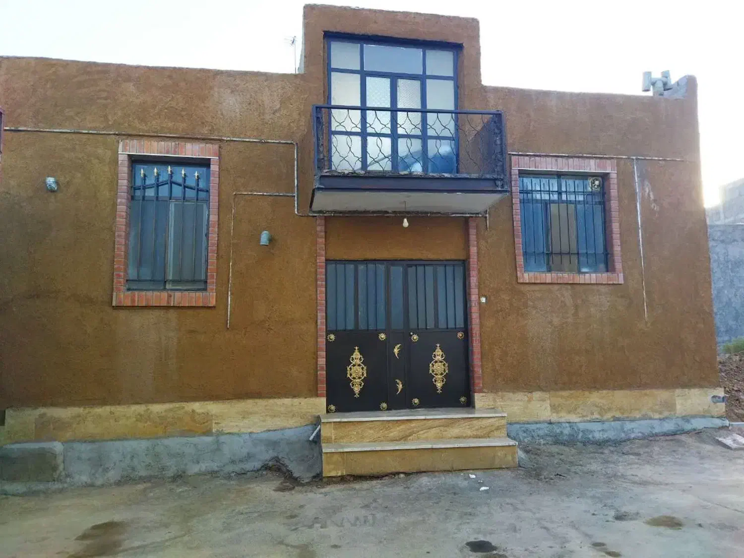 خونه ویلایی۳۱۸متره درجزین|فروش خانه و ویلا|مهدی شهر, |دیوار