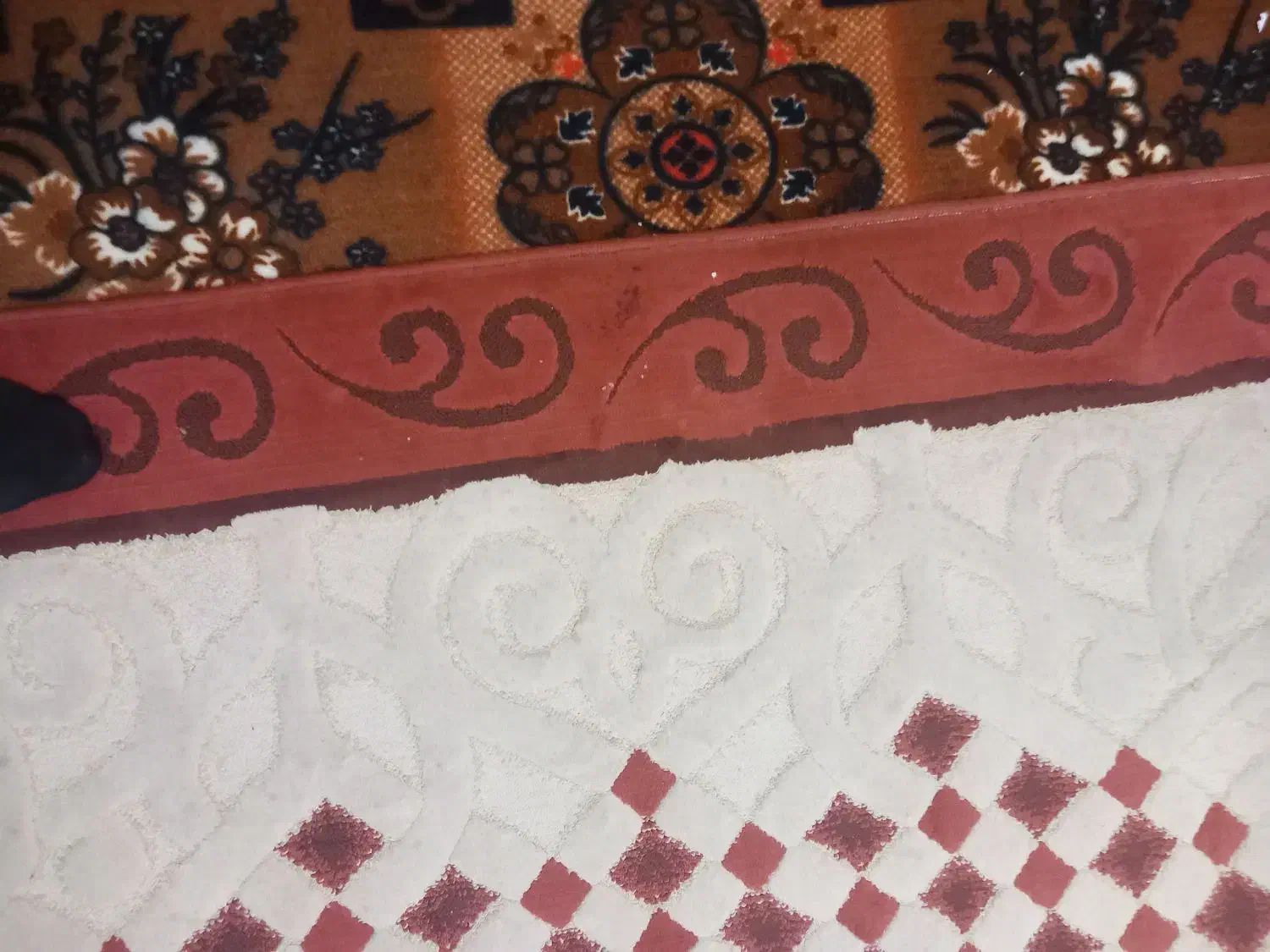 فرش|فرش|کرج, حصارک پایین|دیوار