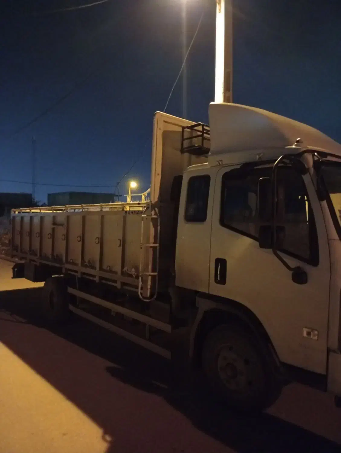 فورس ۶تن مدل۱۴۰۲|خودرو سنگین|شیراز, لب آب|دیوار