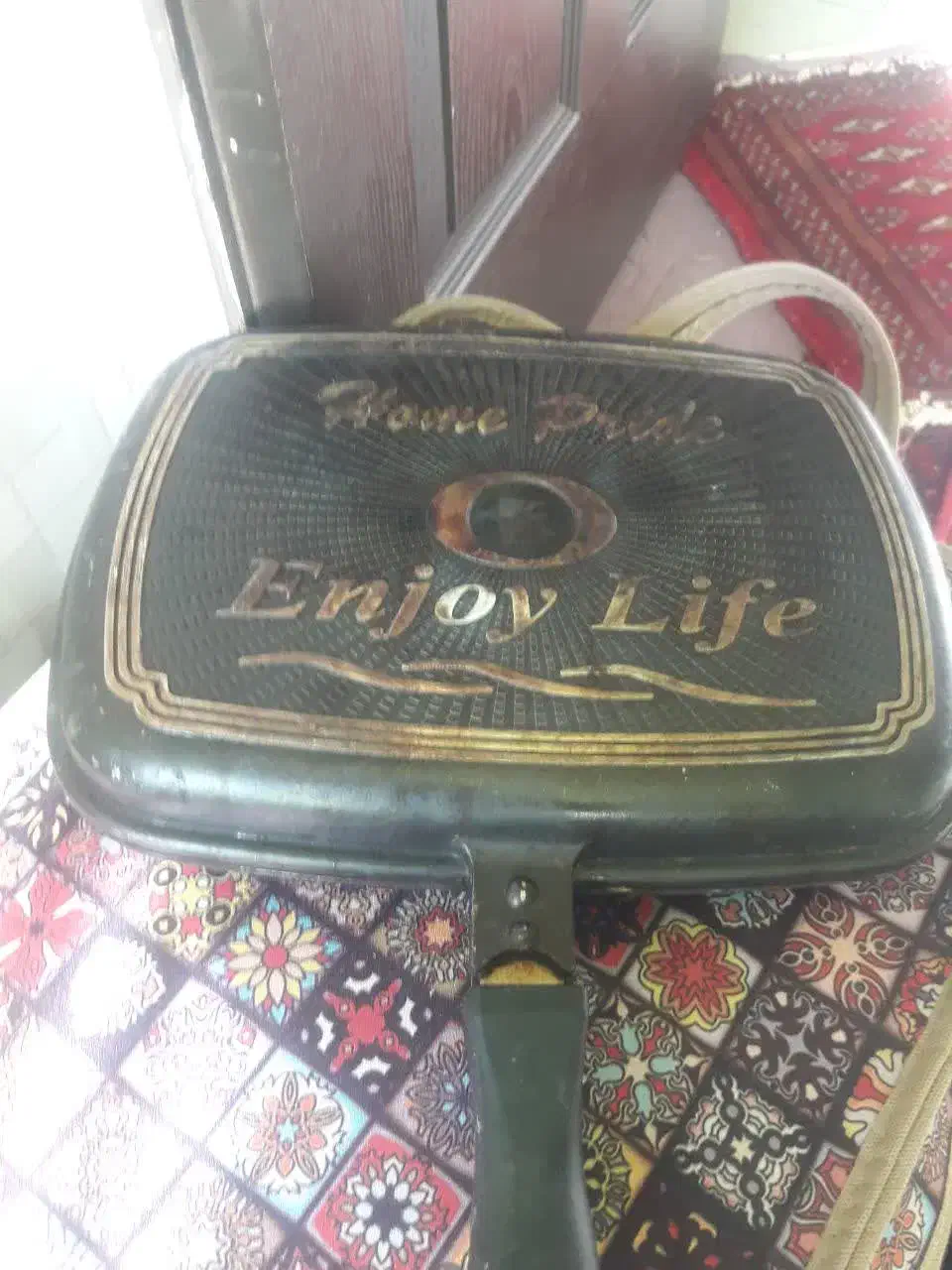 آینه سالنی|آرایشگاه و سالنهای زیبایی|مشهد, یاس|دیوار