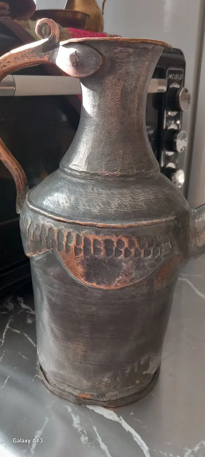 آفتابه مسی|کلکسیون اشیاء عتیقه|زنجان, |دیوار