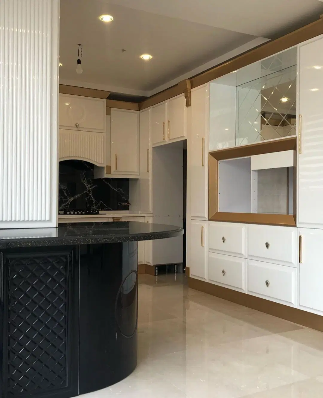 نصاب کابینت دقیق و مسلط به یراق آلات خاص نیازمندیم|استخدام معماری، عمران و ساختمانی|تهران, خاوران|دیوار