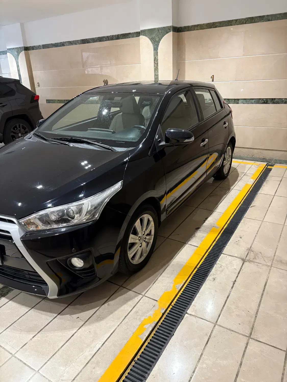 یاریس هاچبک ۲۰۱۶|خودرو سواری و وانت|تهران, پاسداران|دیوار