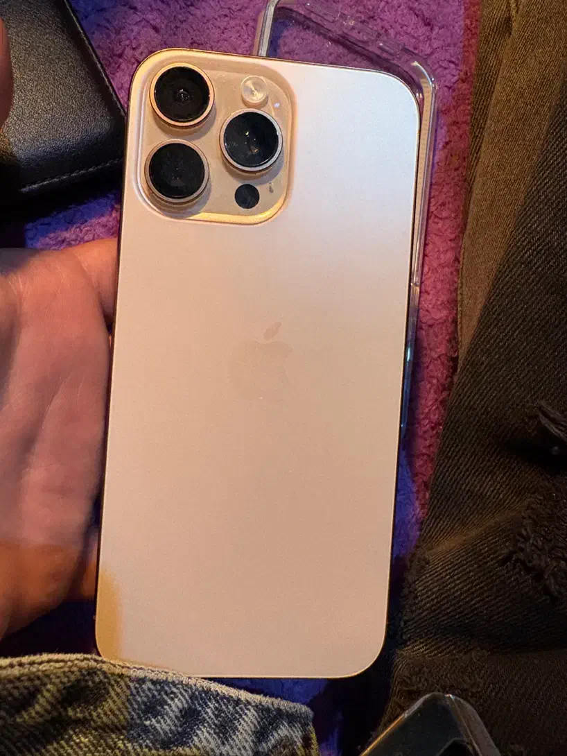 ایفون16پرومکس بدون خط و‌خشzaa|موبایل|سمنان, |دیوار