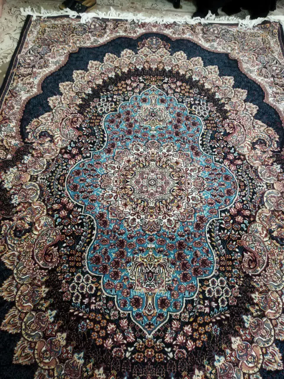 فرش ۶متری ۷۰۰شانه ۴تخته کارکرده  سالم|فرش|قم, باسکول|دیوار