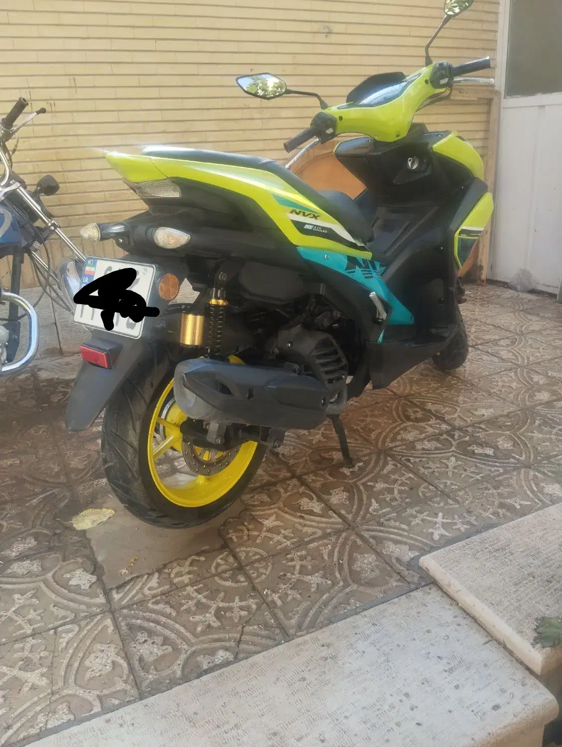 موتورnvx مدل 1401کم کار|موتورسیکلت|اصفهان, نقش جهان|دیوار