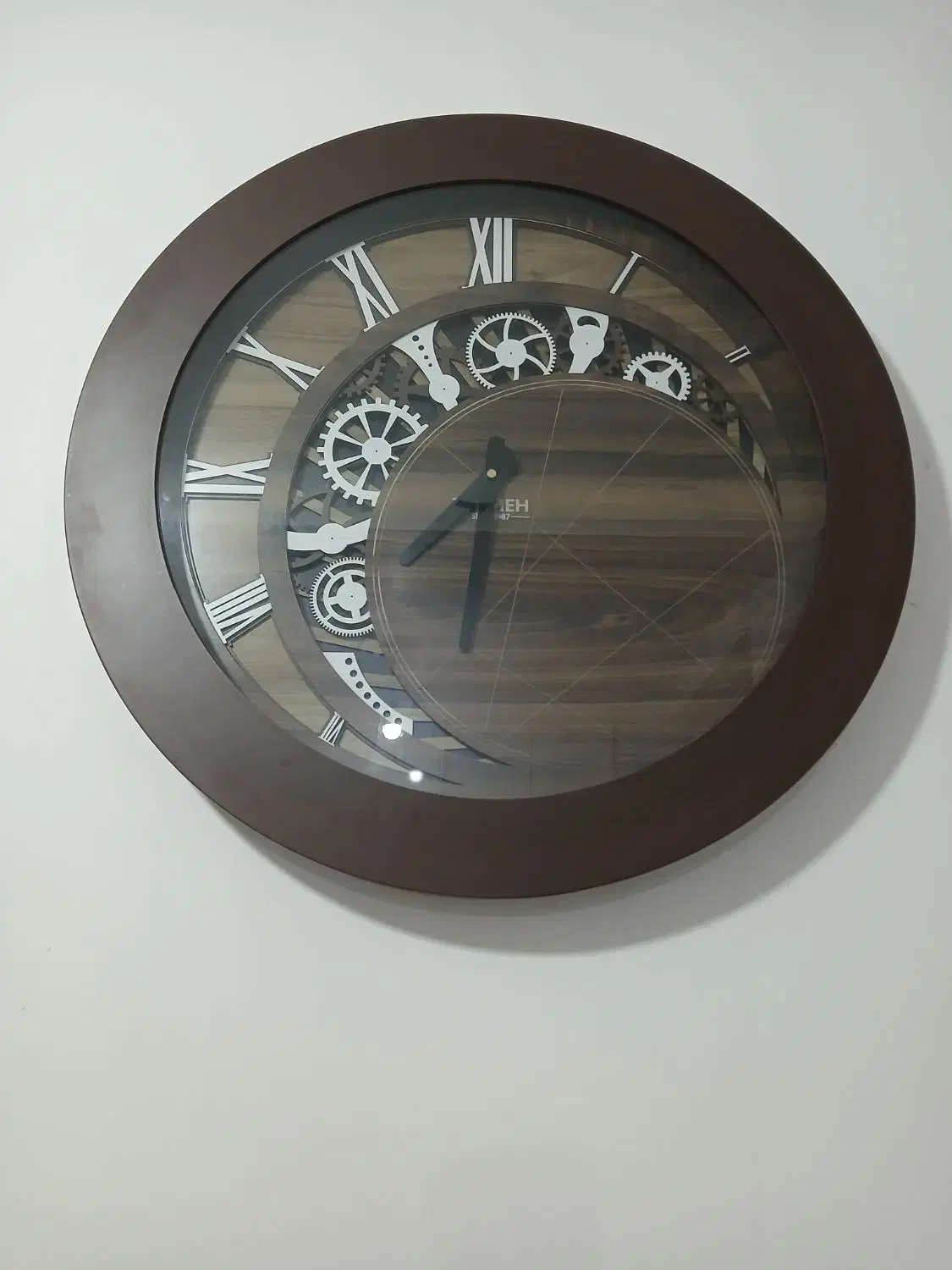 ساعت نو|ساعت|ایلام, |دیوار