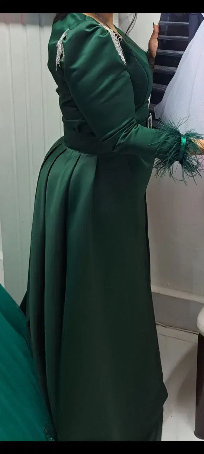 لباس مجلسی|لباس|کارون, |دیوار