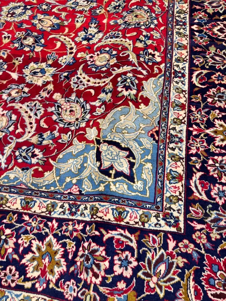 ۱۲متری دستبافت اصفهان بافت بسیار عالی گوشتدار|فرش|تهران, یوسف‌آباد|دیوار