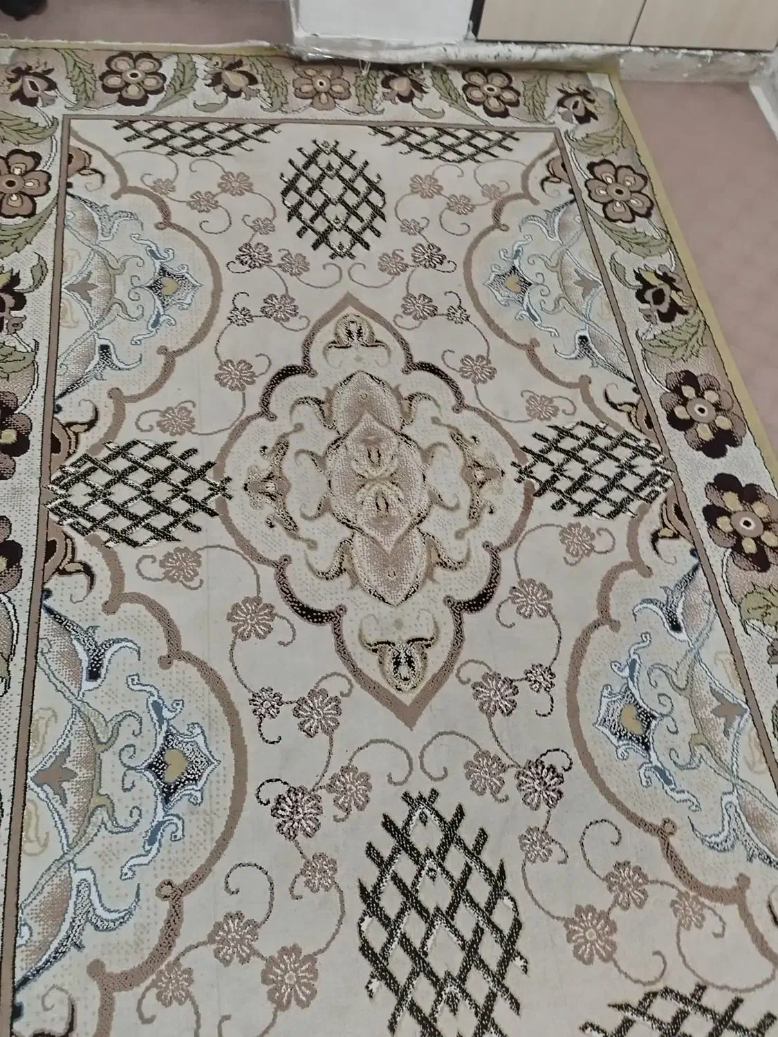 فرش ماشینی ۶متر|فرش|تبریز, |دیوار