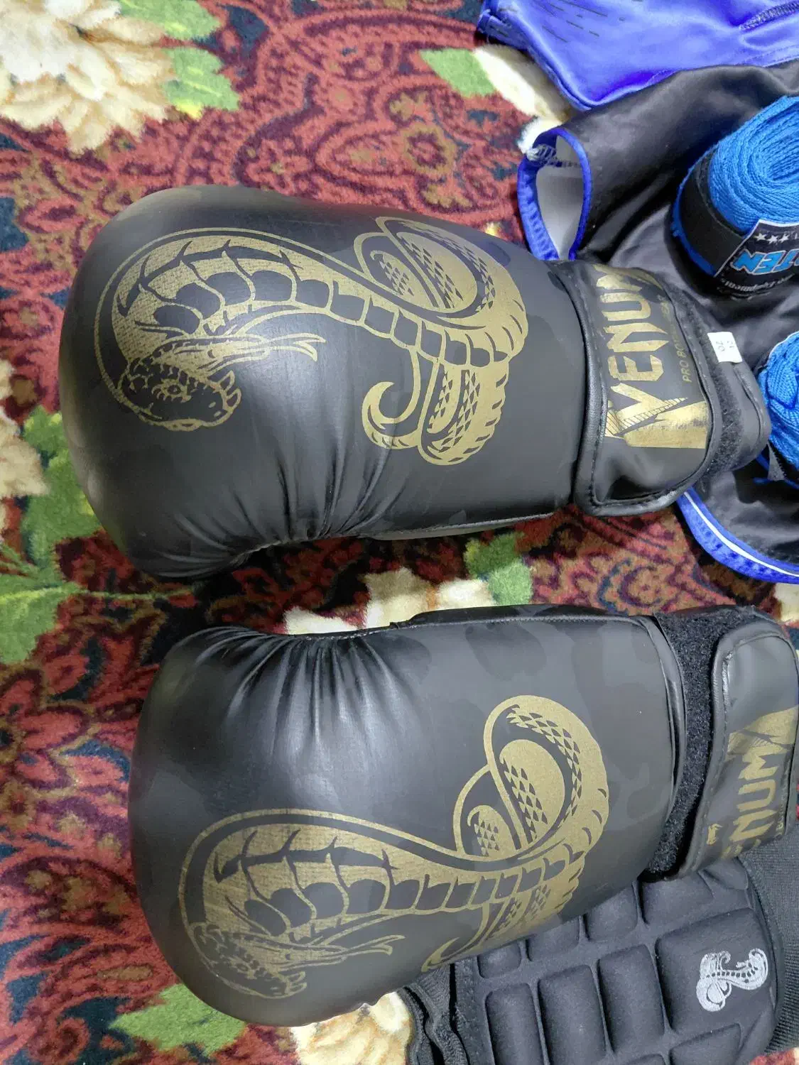 تمامی وسایل بوکس و کیک بوکسینگ|تجهیزات ورزشی|اهواز, کوروش|دیوار