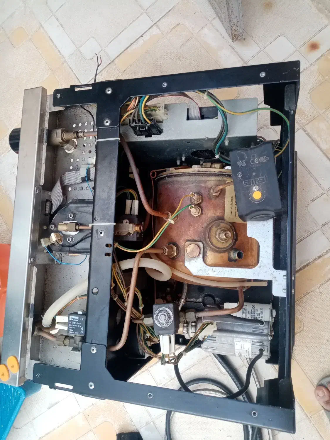 سرویس دستگاه قهوه ساز صنعتی و خانگی|خدمات پیشه و مهارت|قوچان, |دیوار