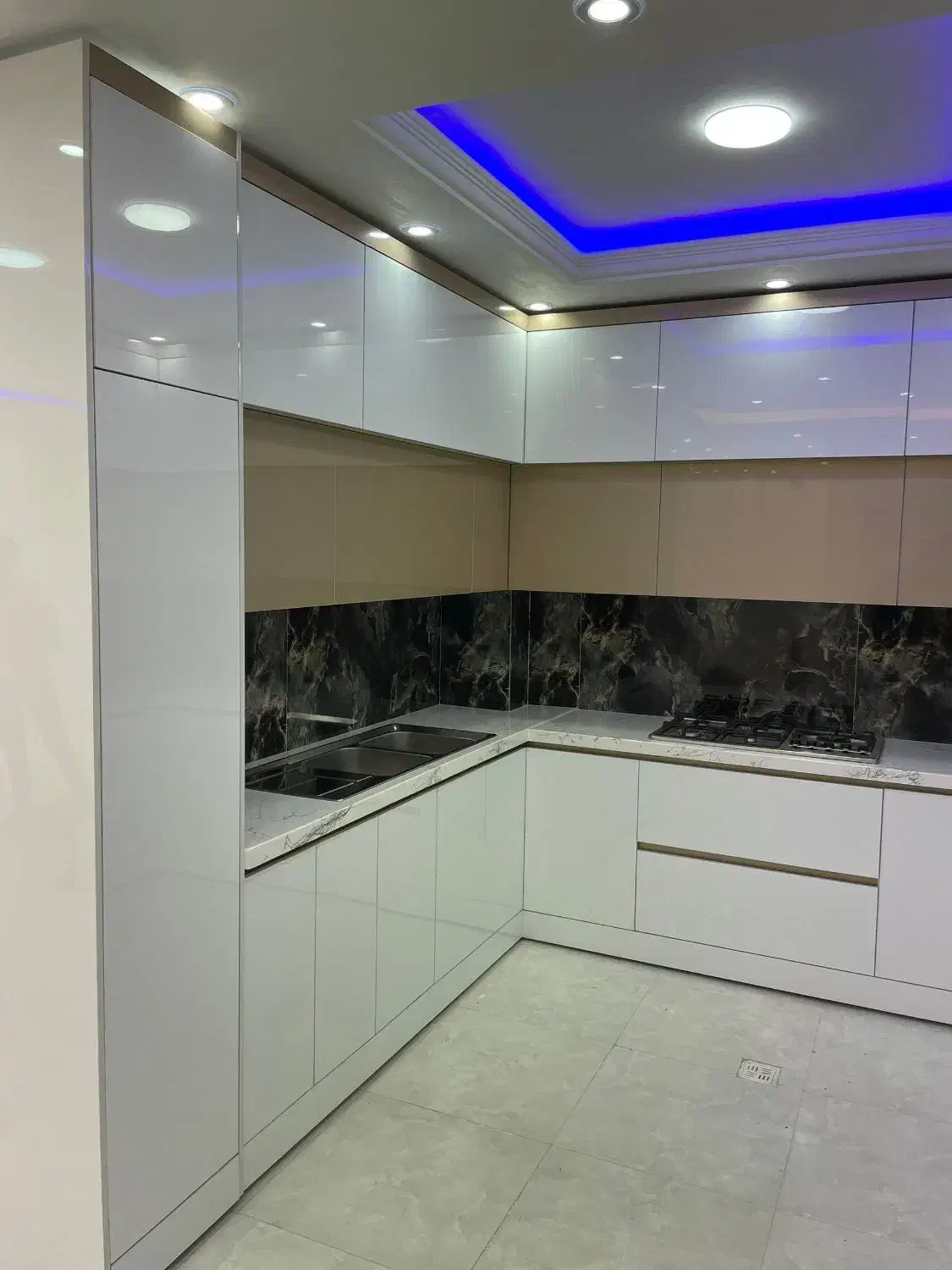ساخت و اجرای انواع کابینت‌وکمددیواری MDF.decorland|خدمات پیشه و مهارت|ایذه, |دیوار