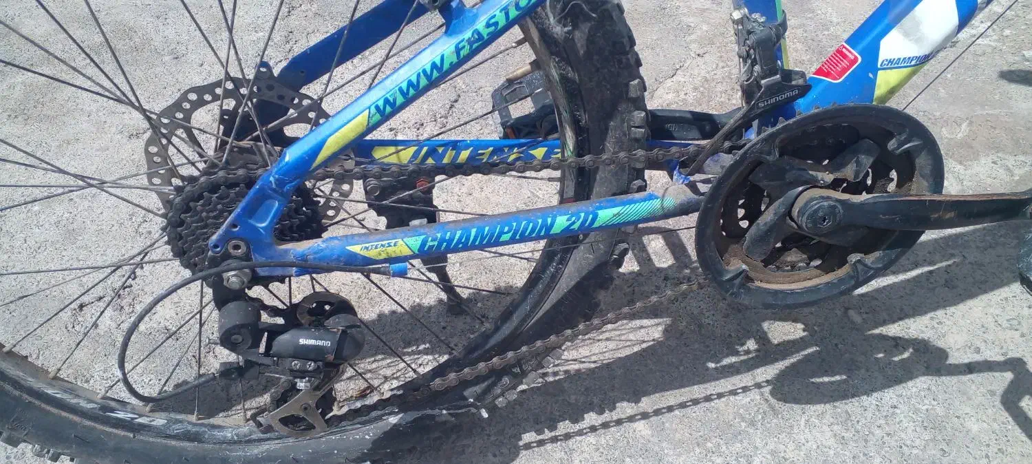 اصل|دوچرخه، اسکیت، اسکوتر|قره ضیاالدین, |دیوار