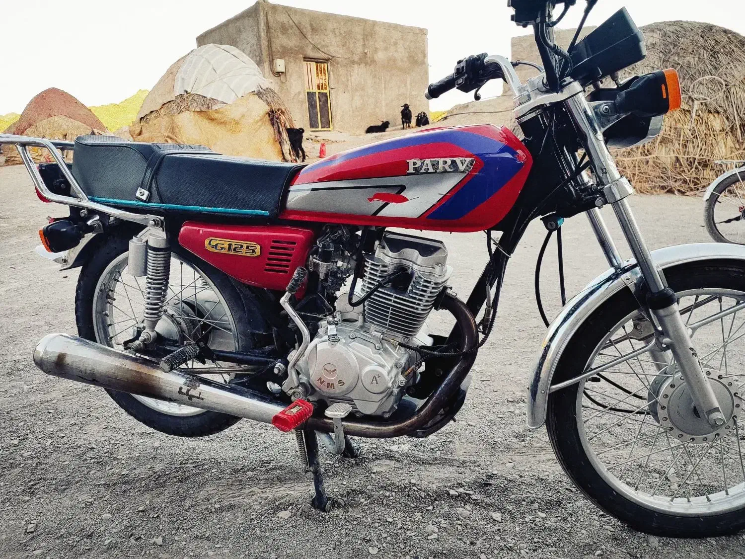 فروش ومعاوضه موتور پرواز ۱۵۰مدل۴۰۳|موتورسیکلت|نیک شهر, |دیوار