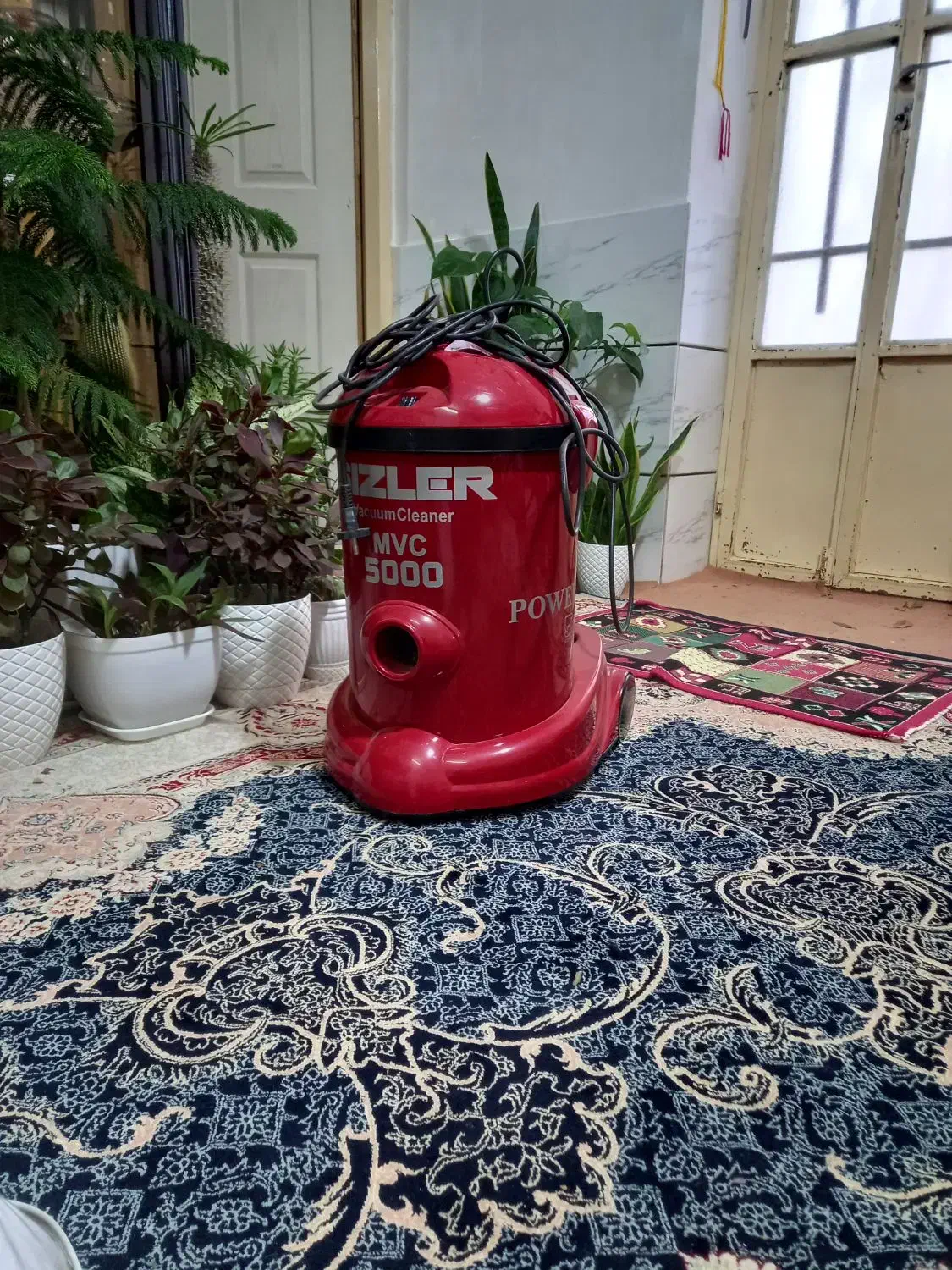 جارو برقی در حد|جاروبرقی، جارو شارژی، بخارشو|بسطام, |دیوار