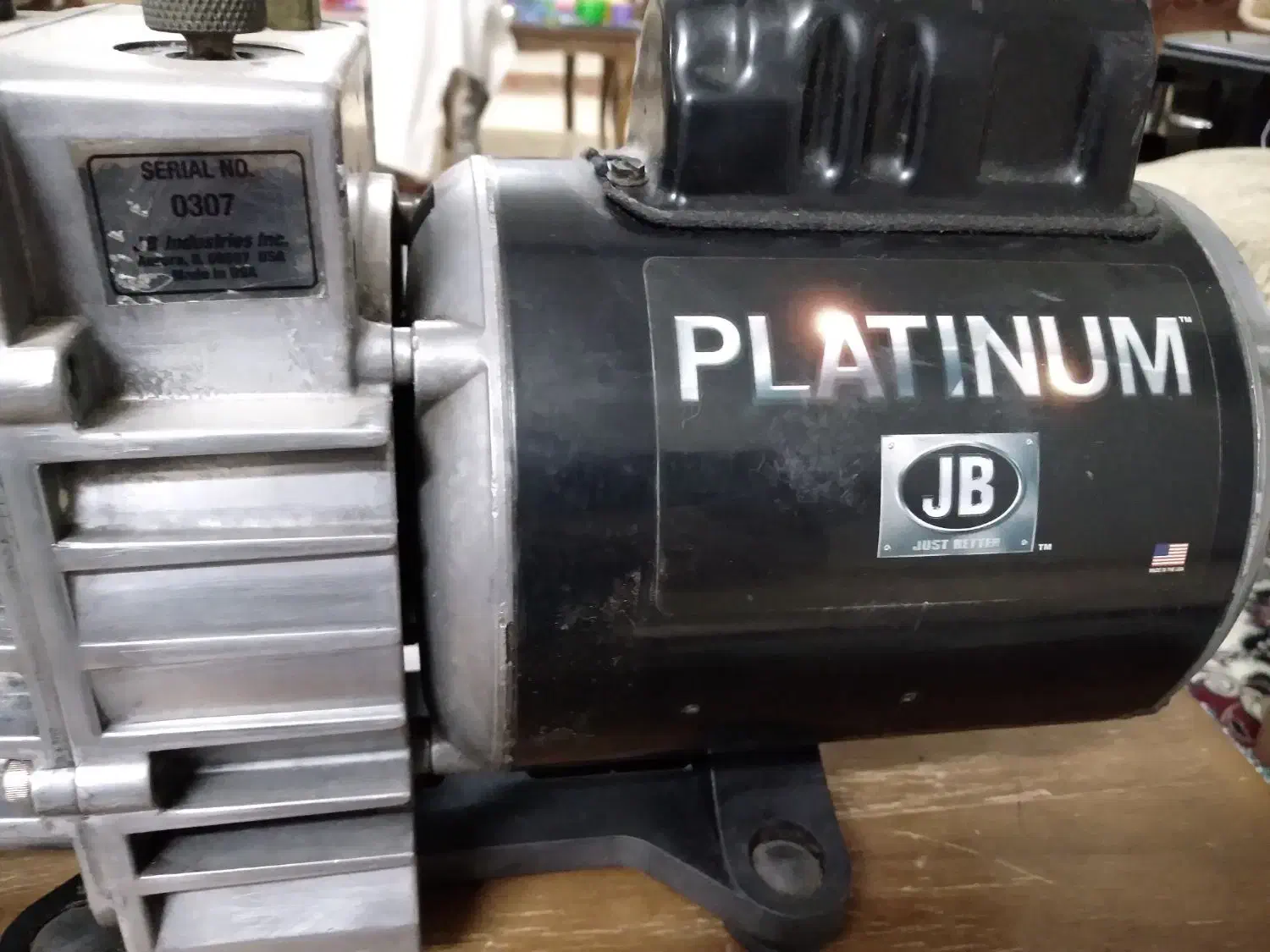 پمپ خلاء یا وکیوم اصل امریکایی|ابزارآلات|یزد, |دیوار