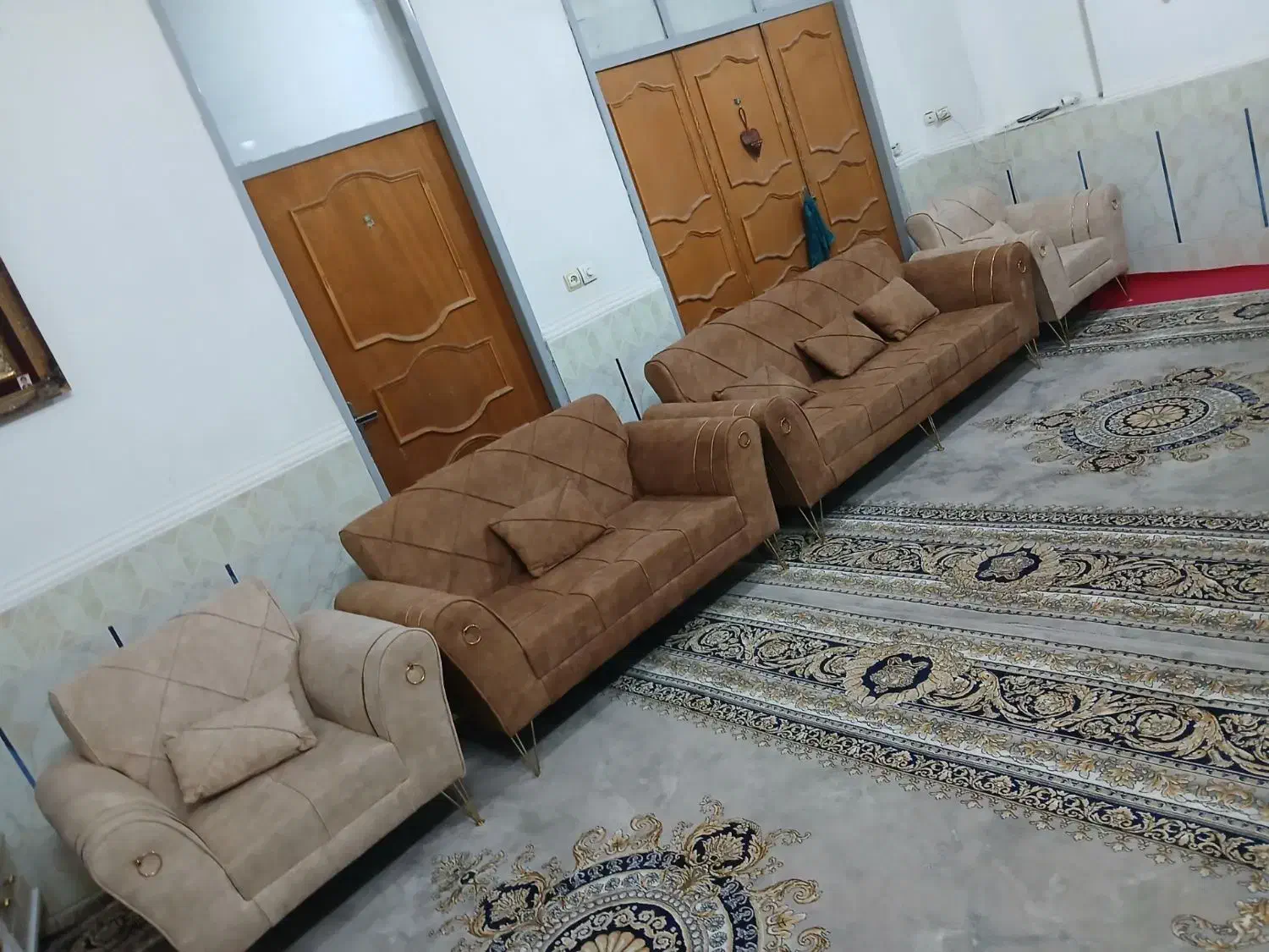 مبل های راحتی ۷نفره برند سمساری کوهکن|مبلمان خانگی و میز عسلی|زابل, |دیوار