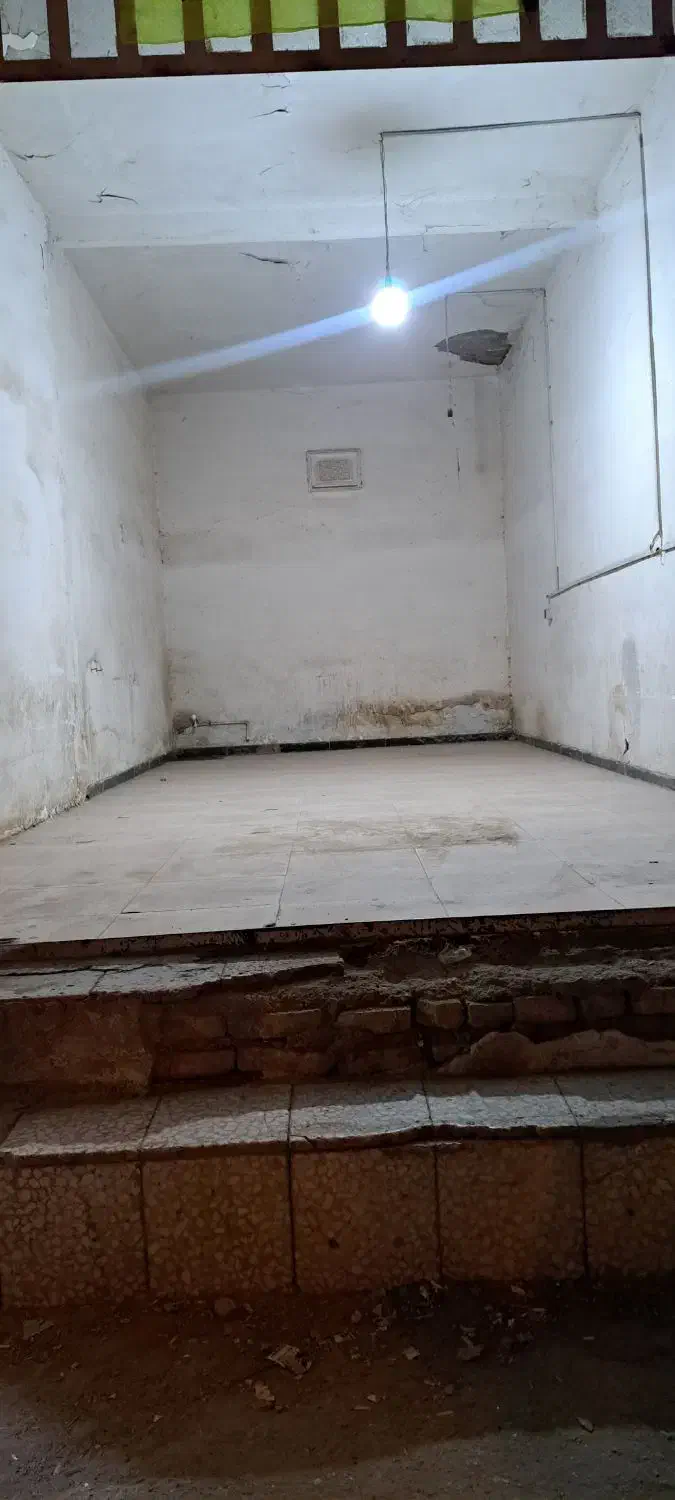 اجاره مغازه خیابان هیرمند نرسیده به چهاراه پادگان|اجارهٔ مغازه و غرفه|زابل, |دیوار