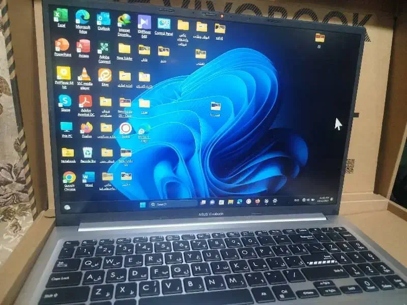 لب تاب سالم کلن 15بار روشن شده|رایانه همراه|اسلام‌شهر, شهرک قائمیه|دیوار