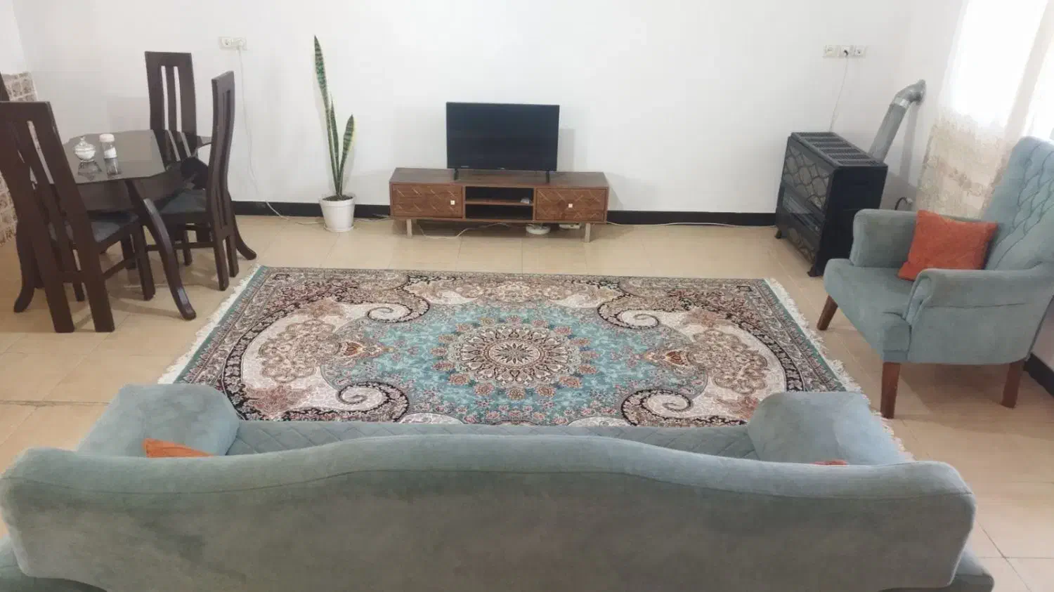 خانه ویلایی مبله در شهر رودبار پارکینگ دار|اجارهٔ کوتاه‌مدت آپارتمان و سوئیت|رودبار, |دیوار