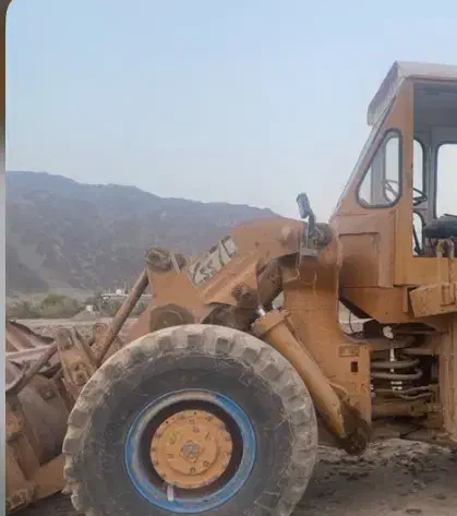 گریدر و لودر برای کار جیرفت و عنبراباد|ماشینآلات صنعتی|جیرفت, |دیوار