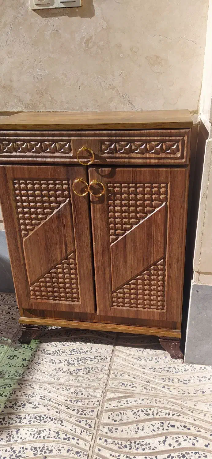 جاکفشی چوبی|جاکفشی، کمد، دراور|نظرآباد, نظرآباد|دیوار