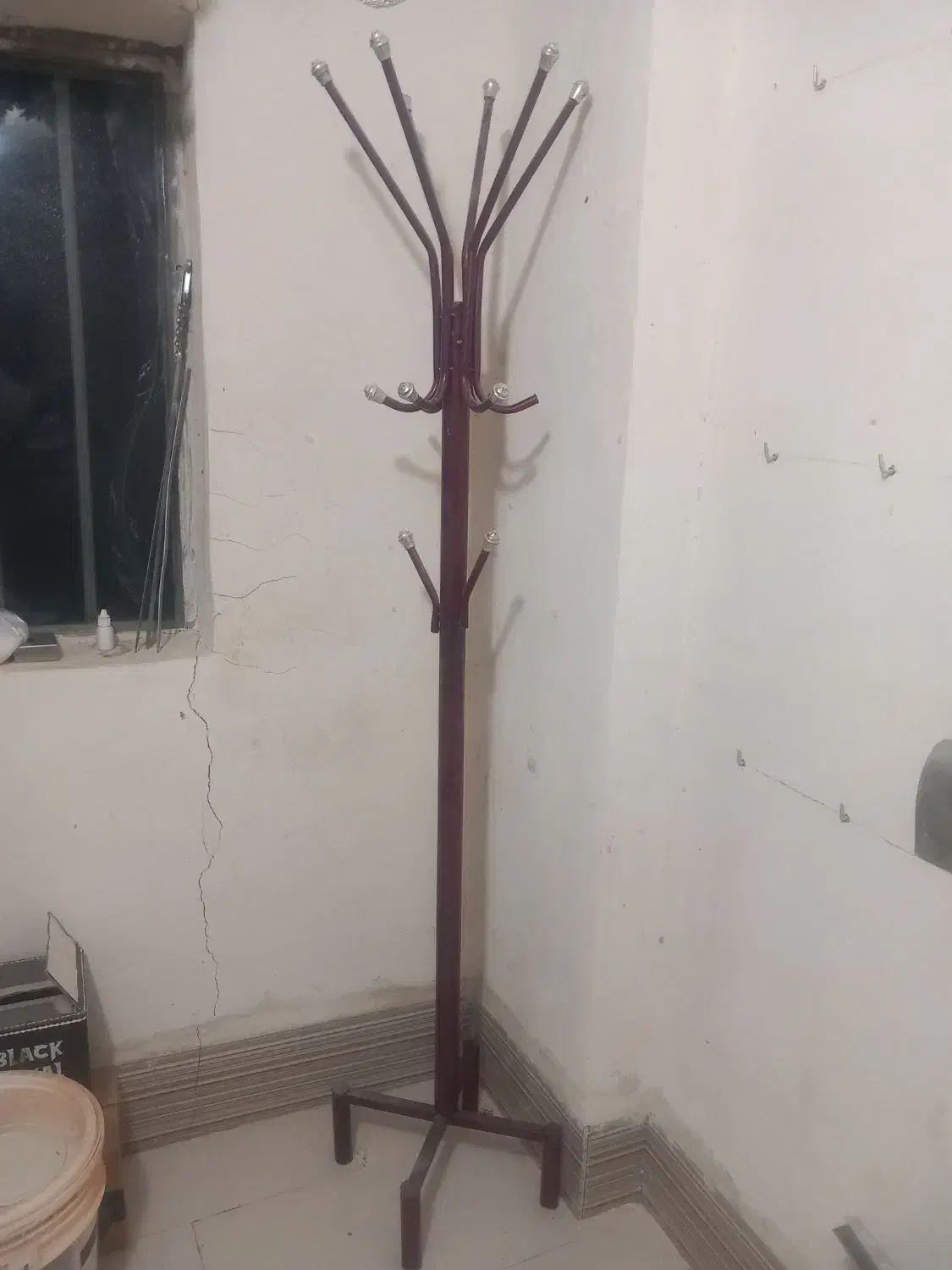 رخت آویز|بندرخت و رخت‌آویز|زابل, |دیوار