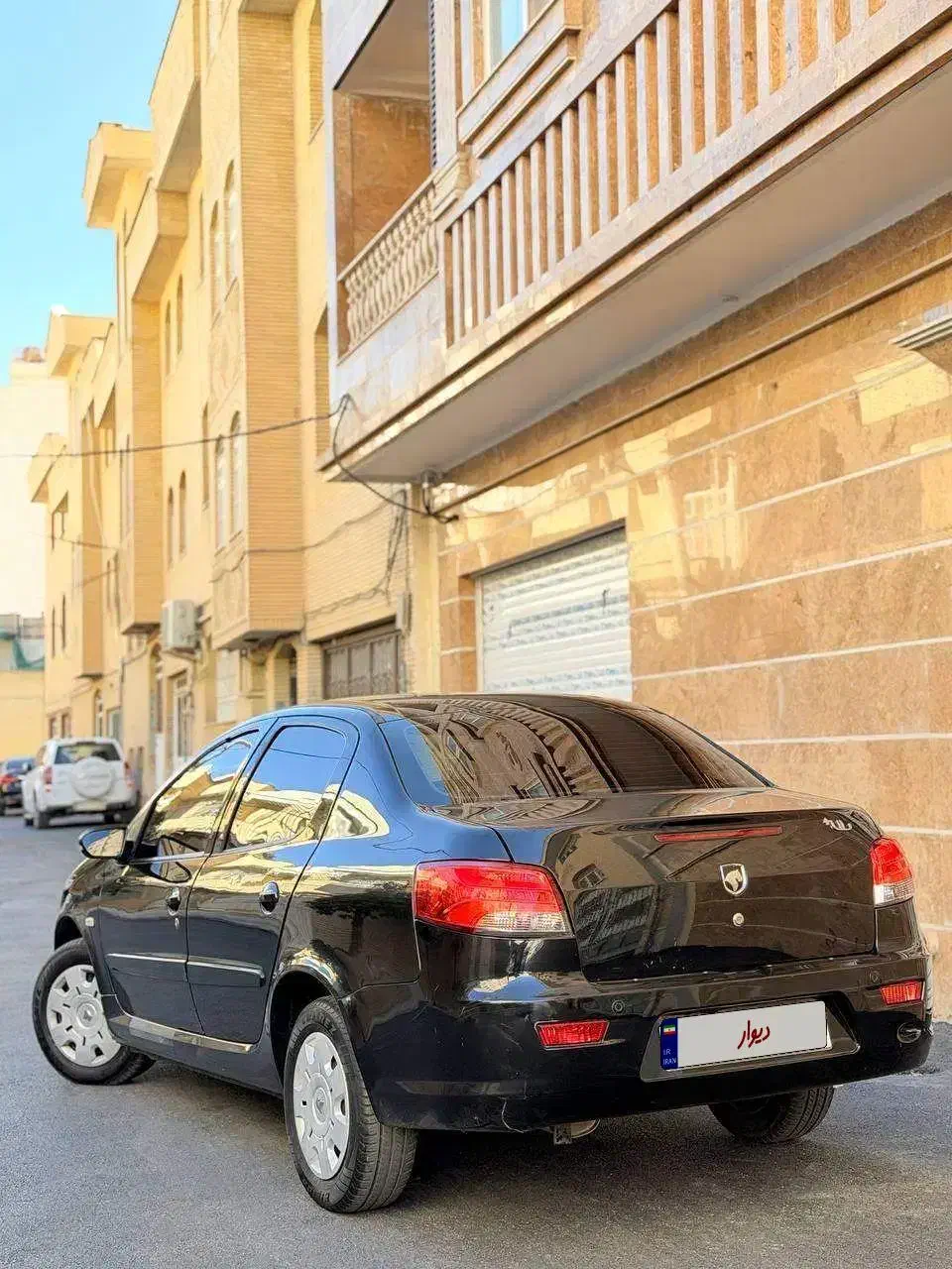 رانا پلاس 1401 تک برگ|خودرو سواری و وانت|شیراز, باغ تخت|دیوار